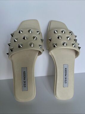 NEW Steve Madden Ivory Slide Mules with Silver Studs